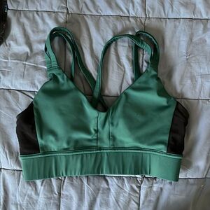 Oiselle medium support sports bra